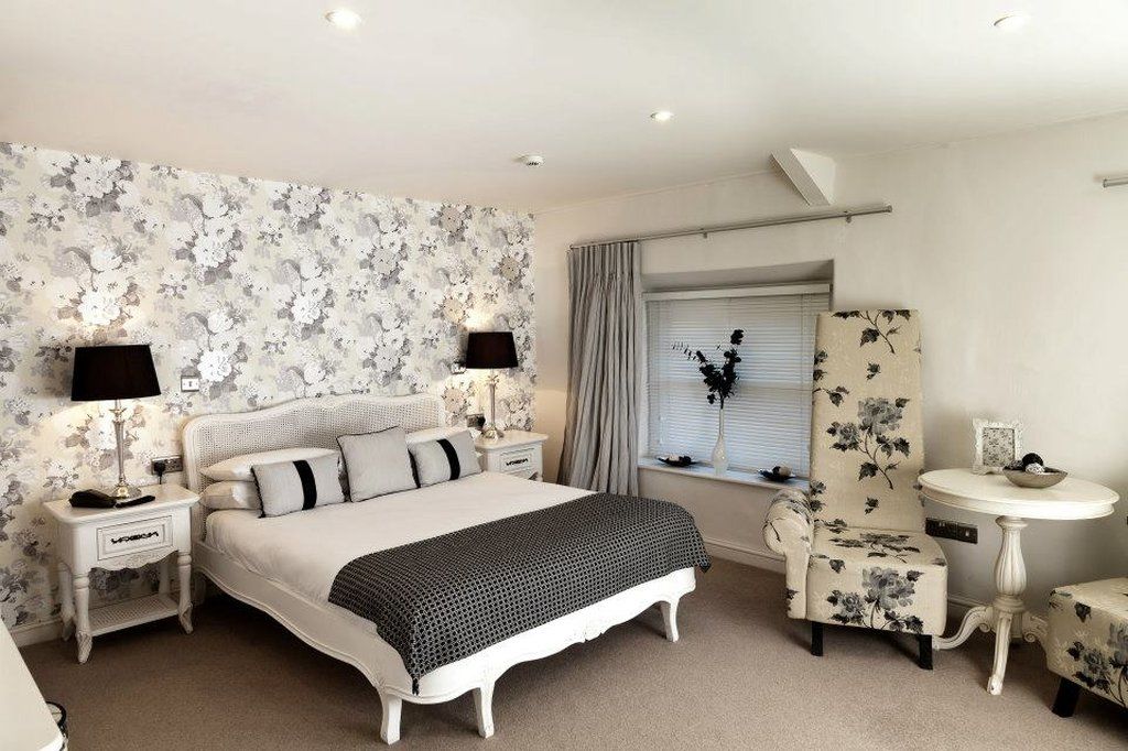 Gwesty'R Emlyn Hotel Newcastle Emlyn Kültér fotó