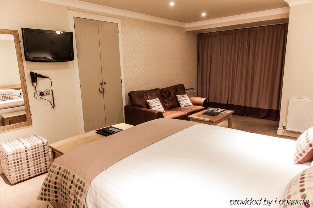 Gwesty'R Emlyn Hotel Newcastle Emlyn Kültér fotó