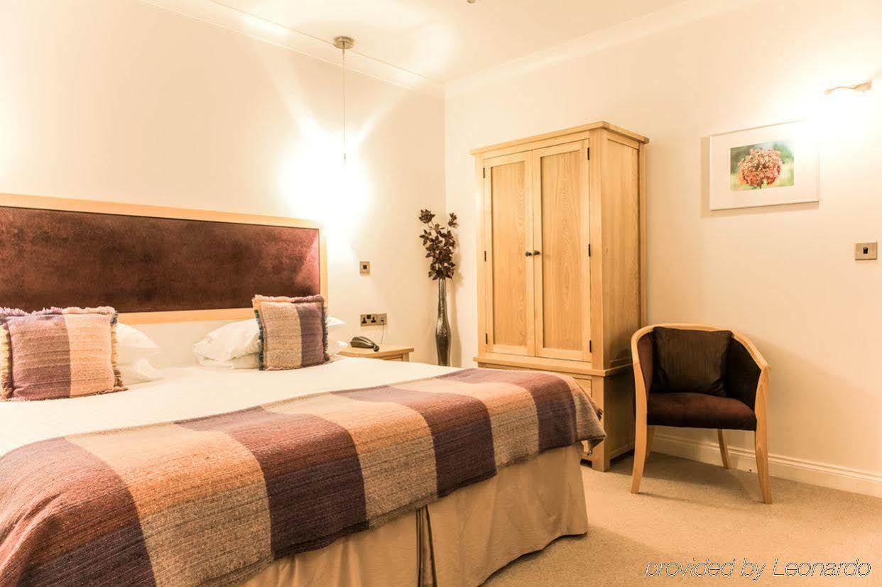 Gwesty'R Emlyn Hotel Newcastle Emlyn Kültér fotó