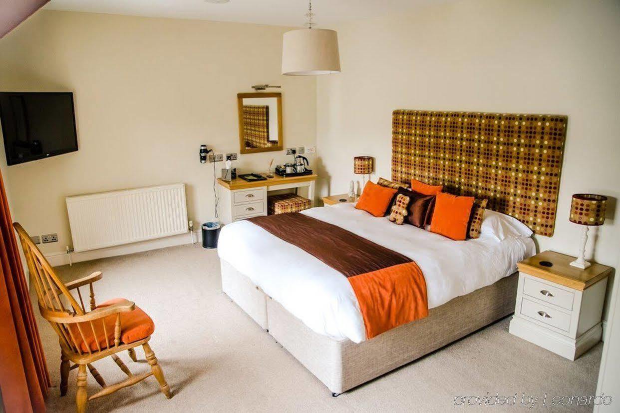 Gwesty'R Emlyn Hotel Newcastle Emlyn Kültér fotó